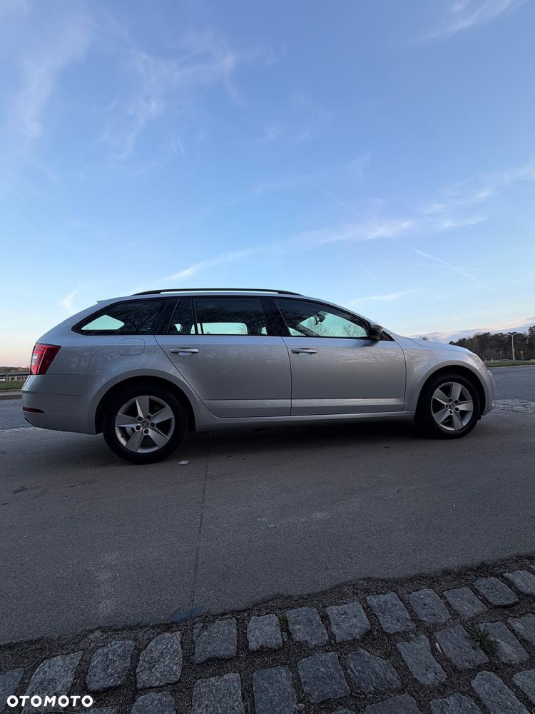 Skoda Octavia 1.6 TDI SCR Active - 8