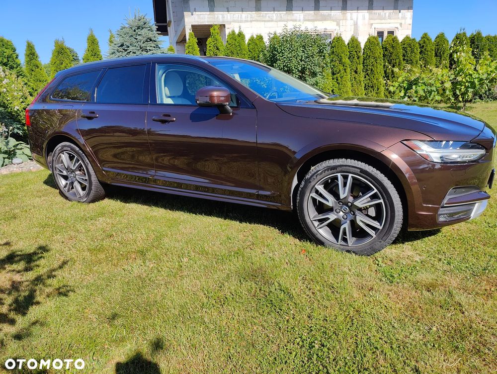 Volvo V90 Cross Country T6 AWD - 10