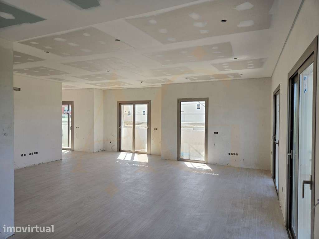 Penthouse com Vista Mar da Sala e Terraço Privado - Grande imagem: 4/43