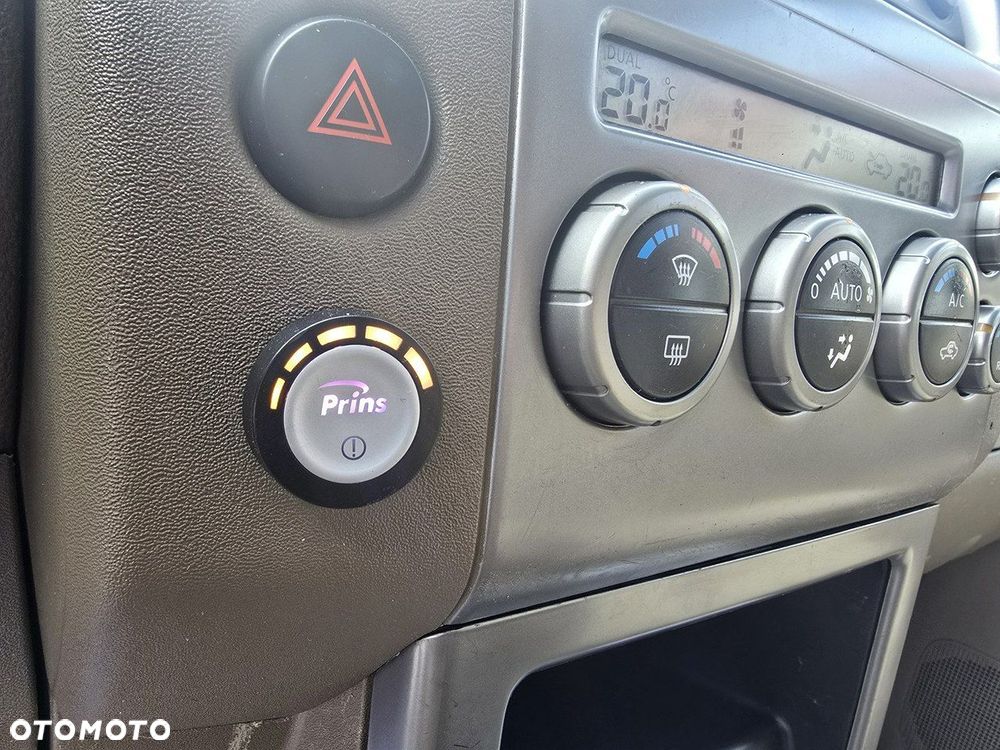 Nissan Pathfinder - 3