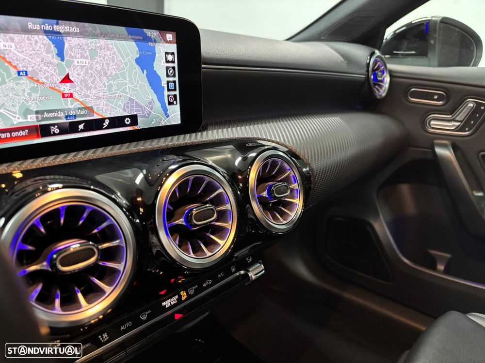 Mercedes-Benz A 250 e 8G-DCT Special Edition - 19