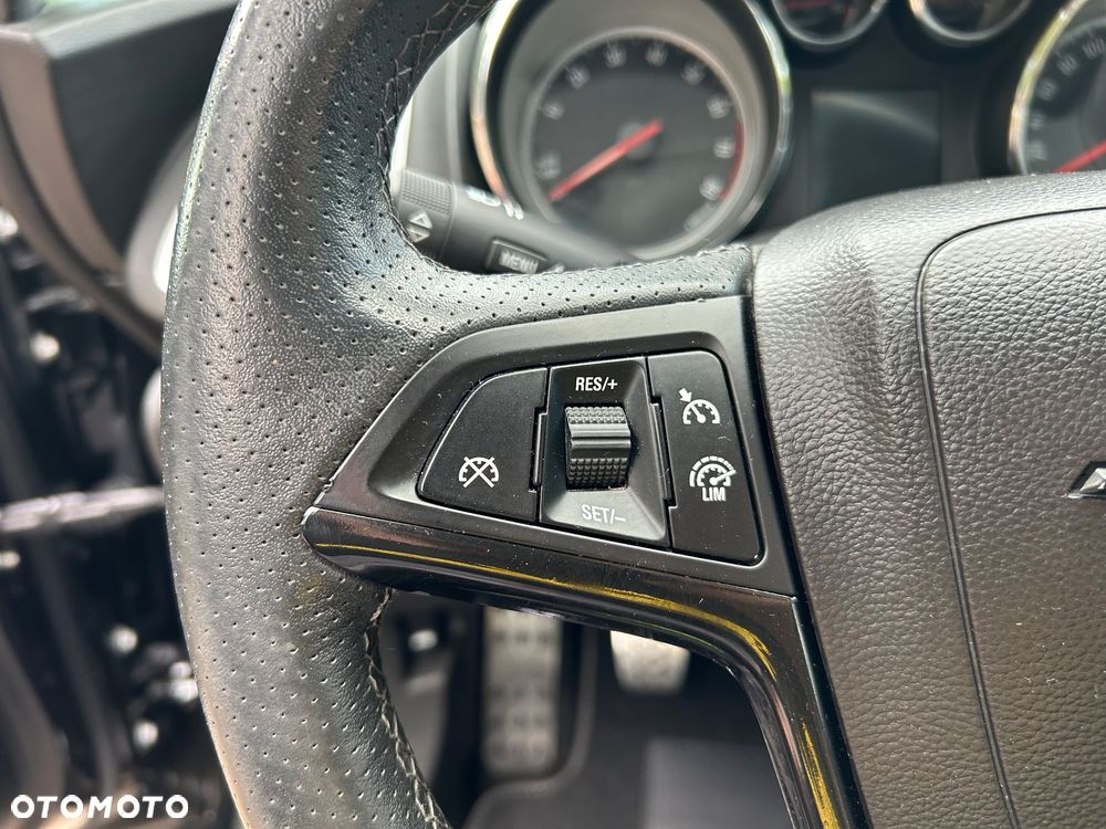 Opel Astra 1.6 T SIDI Sport S&S - 16