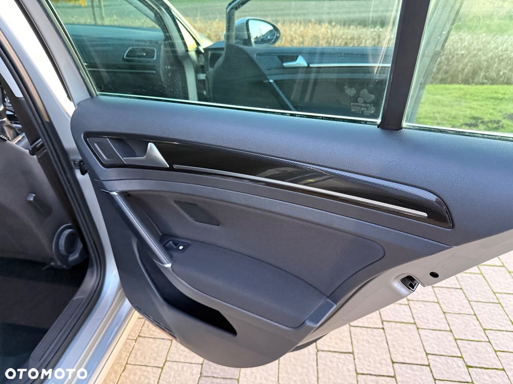 Volkswagen Golf Variant 1.6 TDI BlueMotion Technology Comfortline - 21