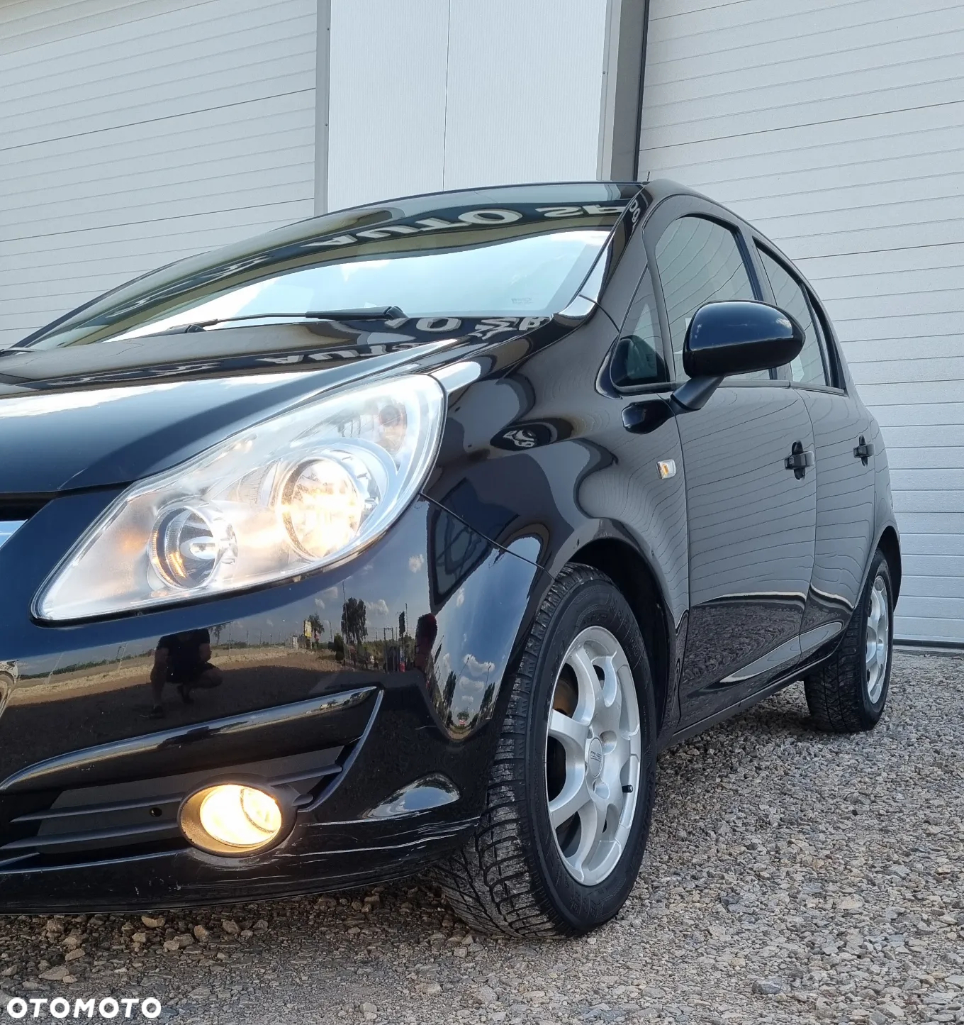 Opel Corsa 1.2 16V - 4