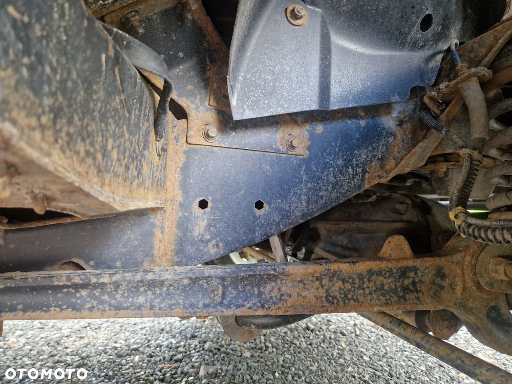 Land Rover Defender 2.2 TD4 SE - 19