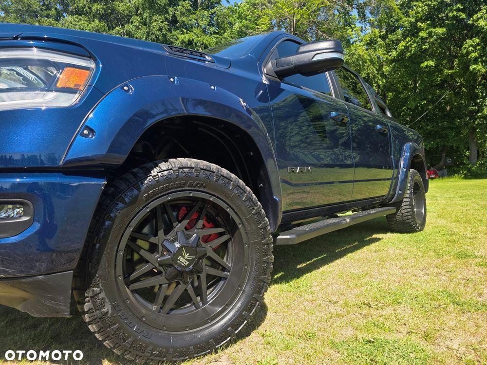 Dodge RAM 5.7 4x4 - 9