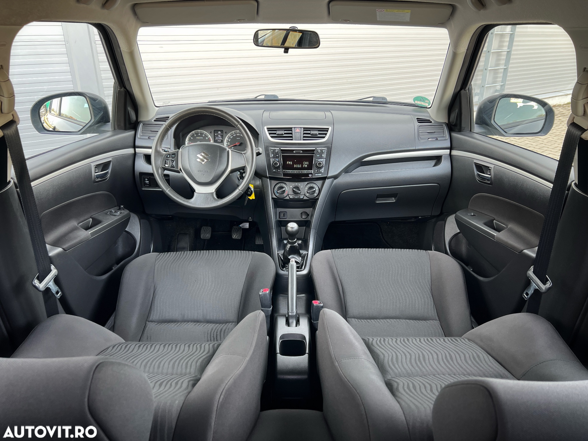 Suzuki Swift 1.2 GLX - 8