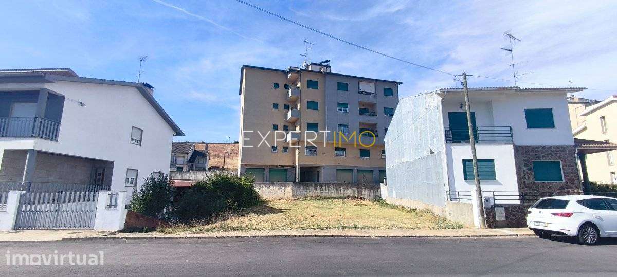 TERRENOS BRAGANÇA - MORADIAS GEMINADAS