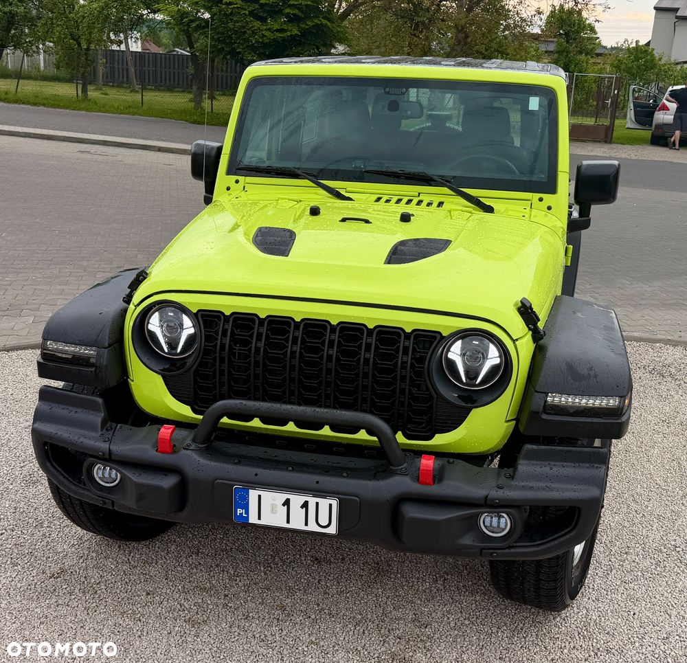 Jeep Wrangler - 2