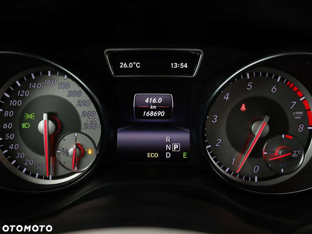 Mercedes-Benz GLA - 22