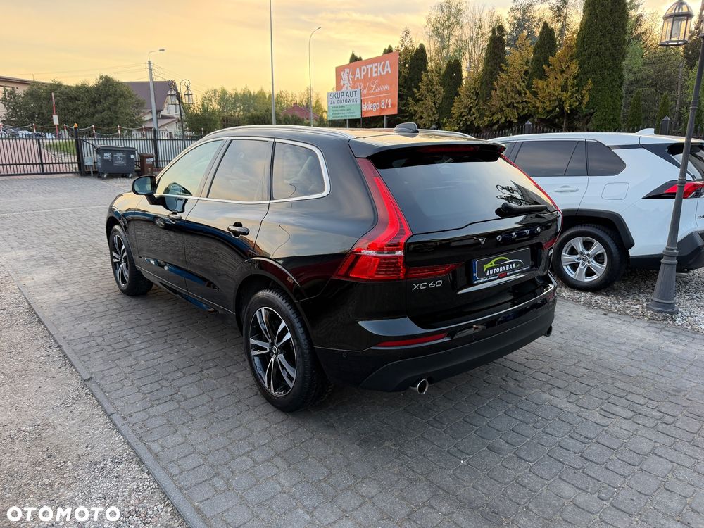 Volvo XC 60 D4 Momentum Pro - 37