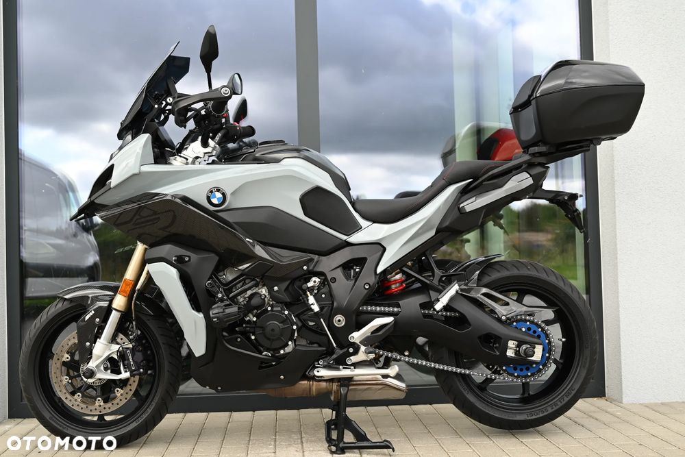 BMW XR - 3