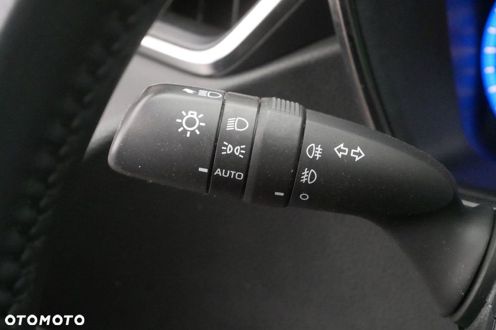 Toyota Corolla 1.8 Hybrid Comfort - 25