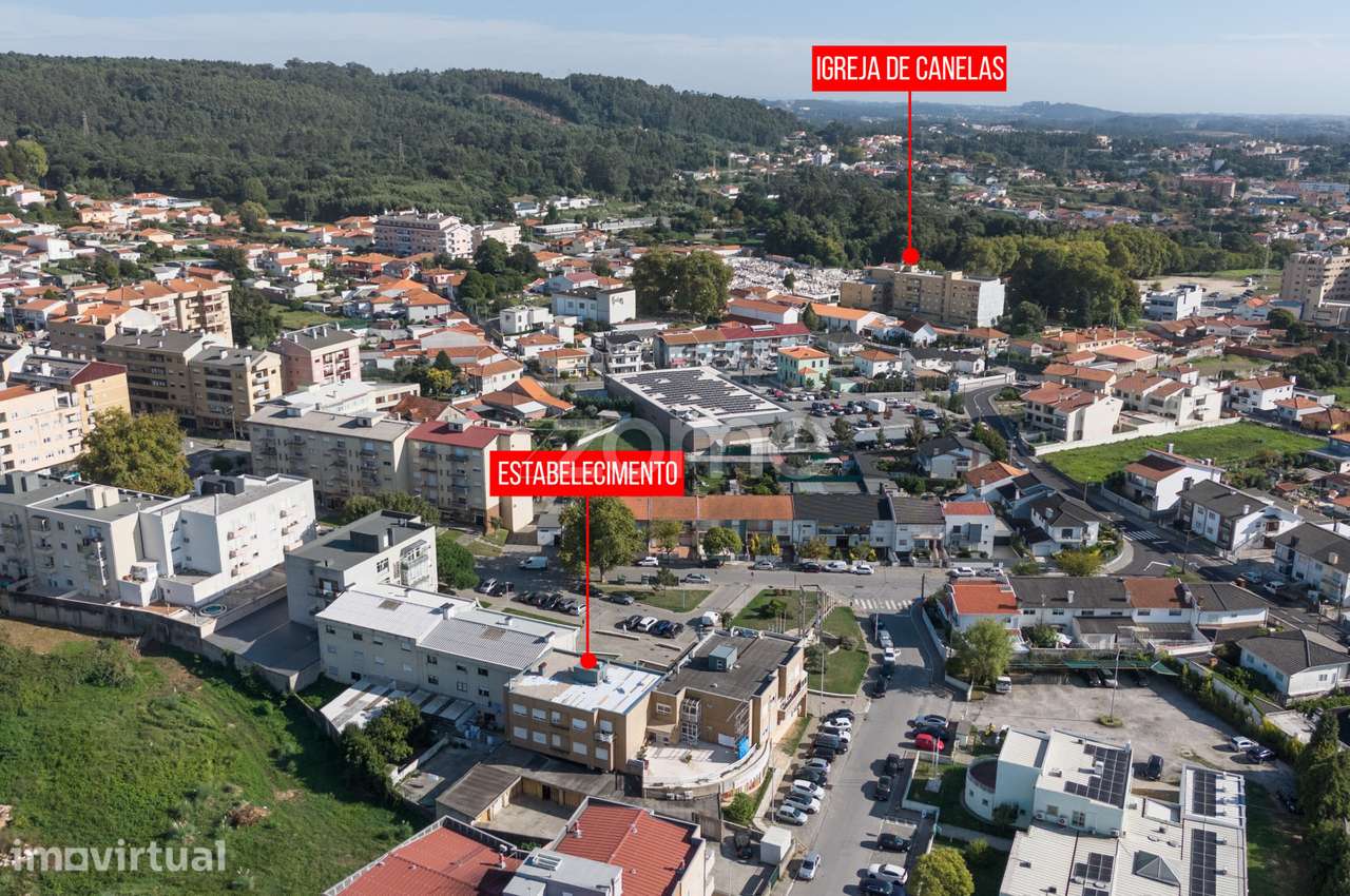 Loja com 105 m² para investimento em Canelas, V.N. Gaia - Grande imagem: 4/28