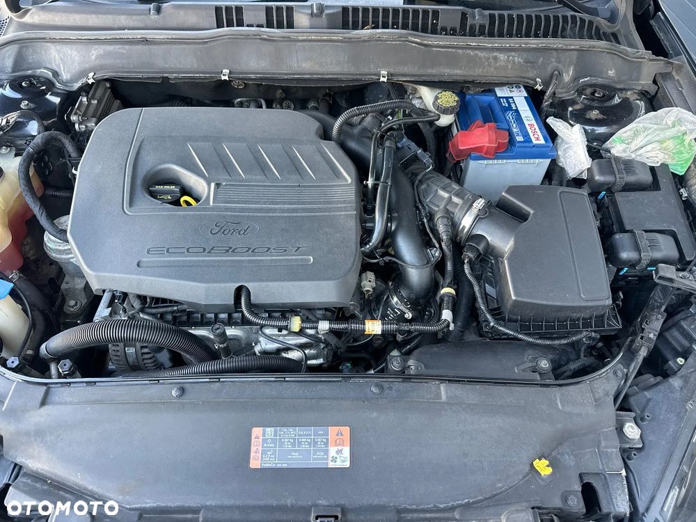 Ford Mondeo 2.3 Ambiente - 9