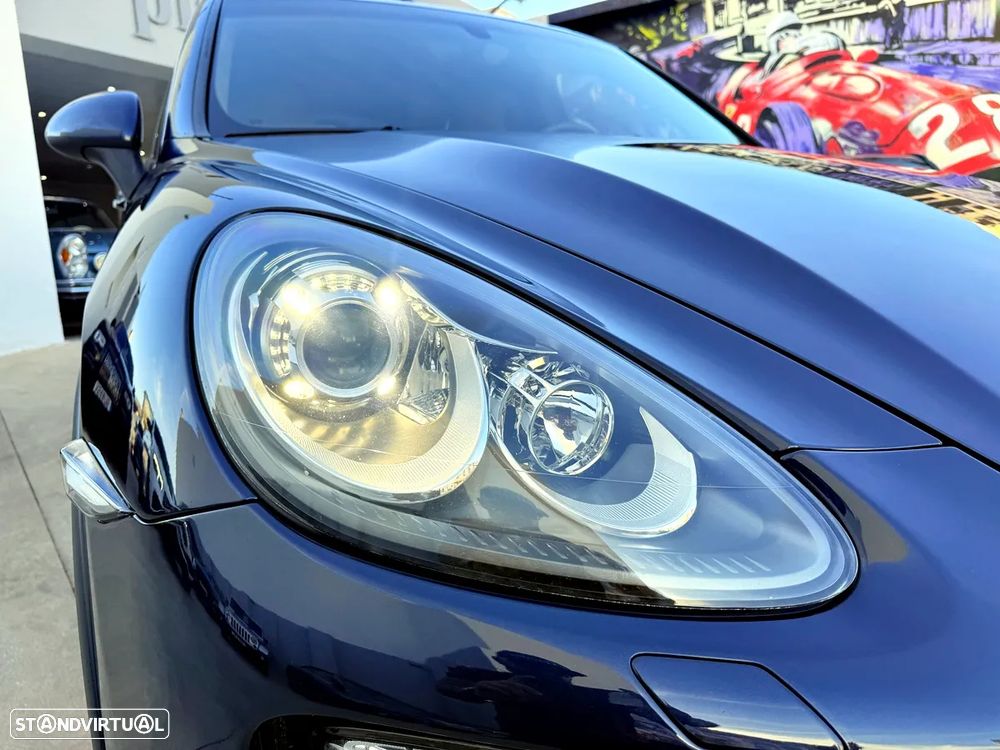 Porsche Cayenne Turbo - 47
