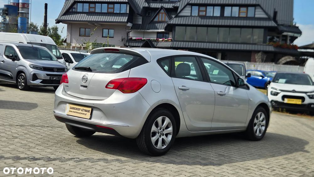 Opel Astra 1.6 Enjoy - 6