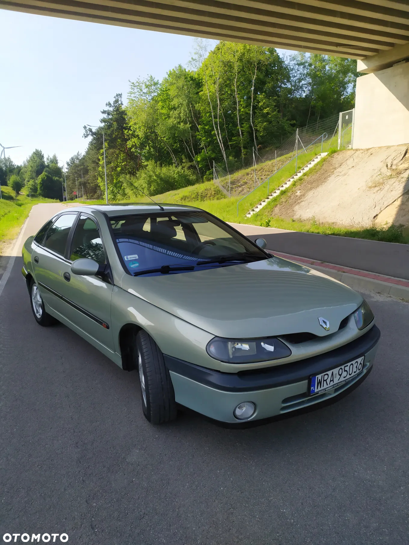 Renault Laguna 1.6 Concorde - 3