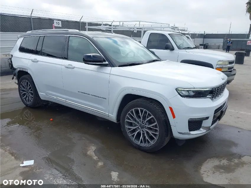 Jeep Grand Cherokee - 3