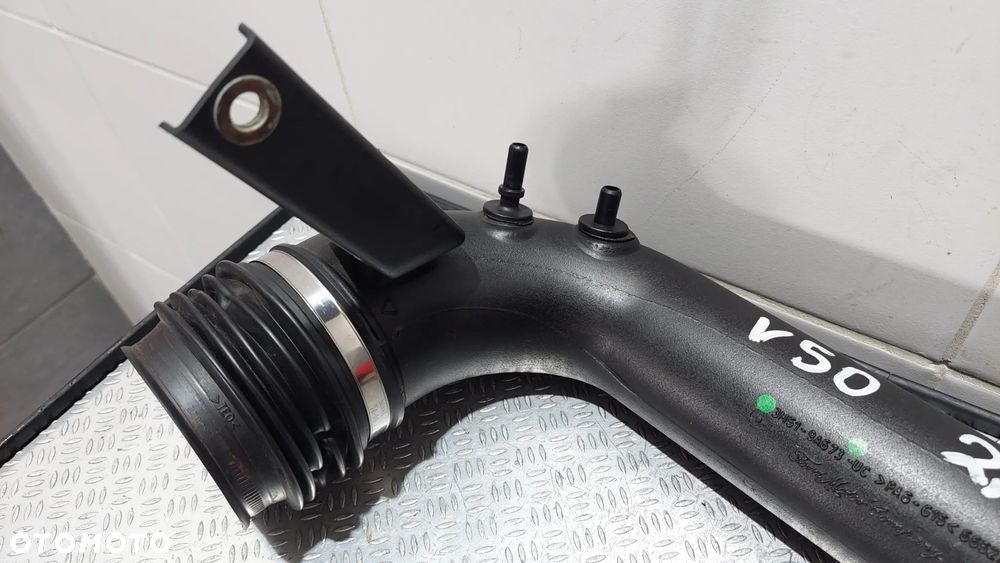 RURA DOLOTOWA POWIETRZA PLASTIKOWA VOLVO V50 2,5 T R2005 NR 3M519A673 - 3