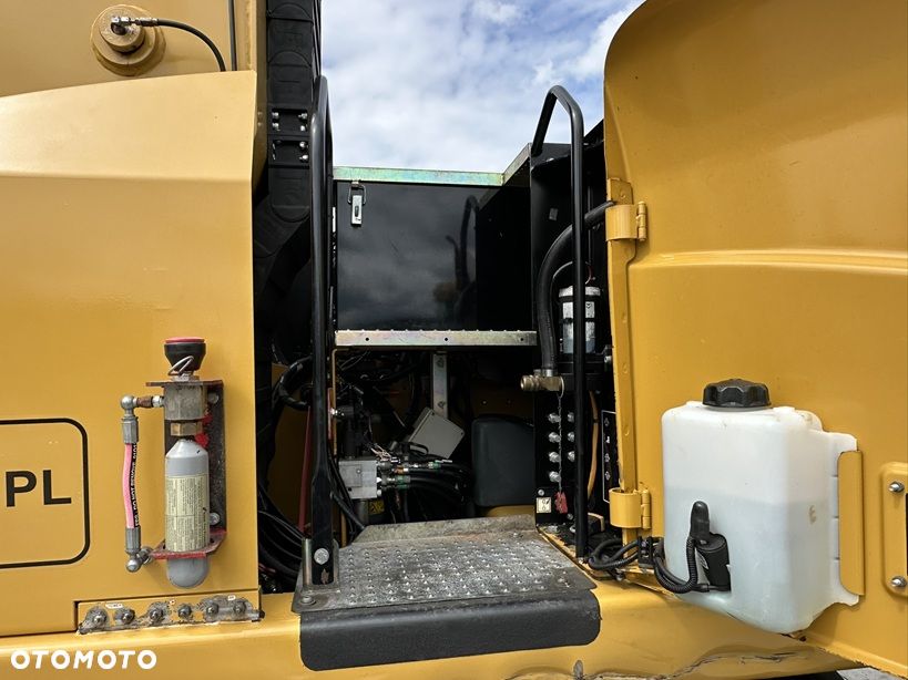 Caterpillar M313D * Podnoszona Kabina * A2-BUD * - 24
