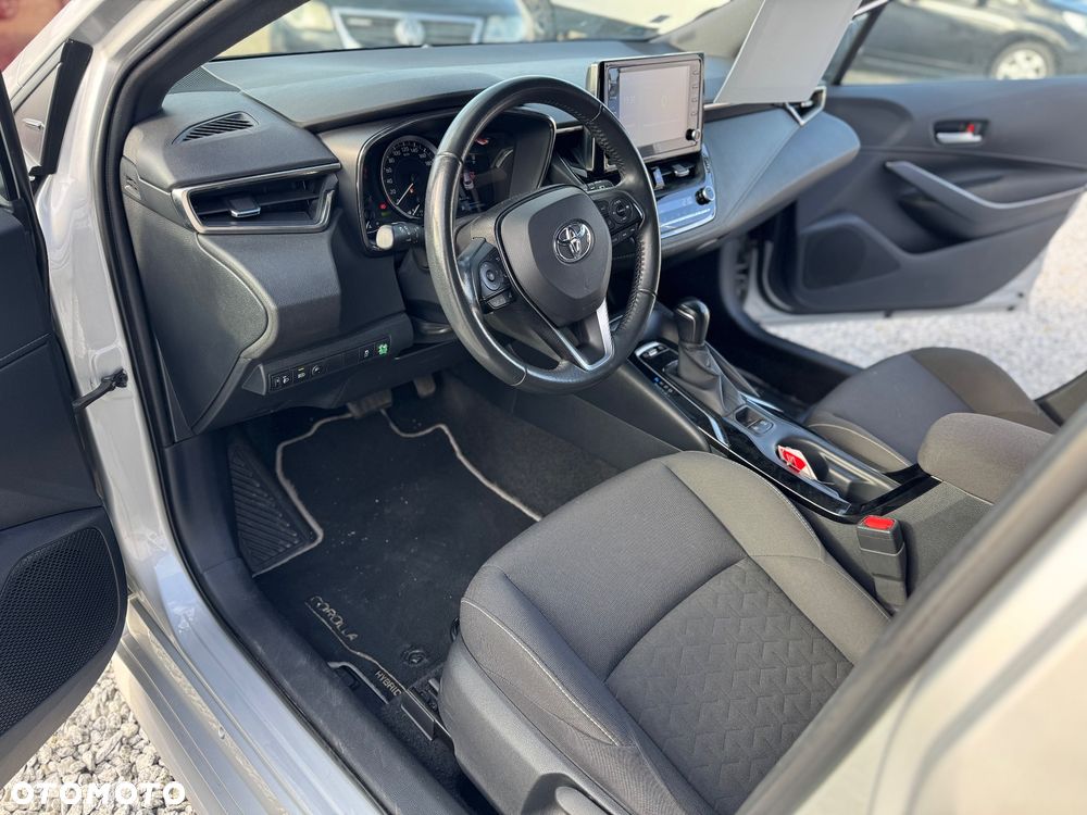 Toyota Corolla 2.0 Hybrid Comfort - 23