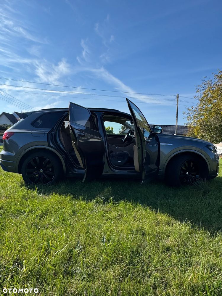 Volkswagen Touareg 2021 photo 4