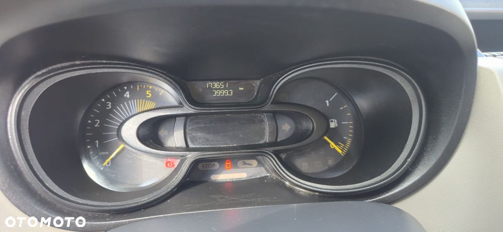 Renault Trafic - 21