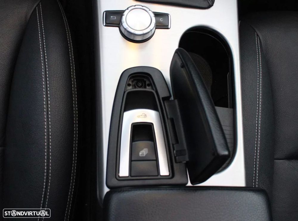 Mercedes-Benz SLK 200 (BlueEFFICIENCY) 7G-TRONIC - 13