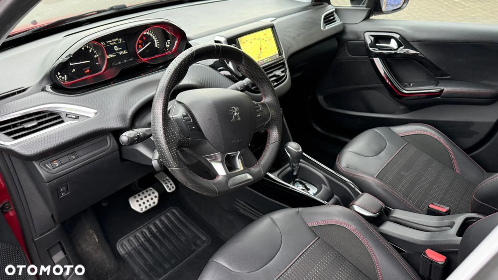 Peugeot 2008 PureTech 110 Stop&Start EAT6 GT-Line Edition - 8