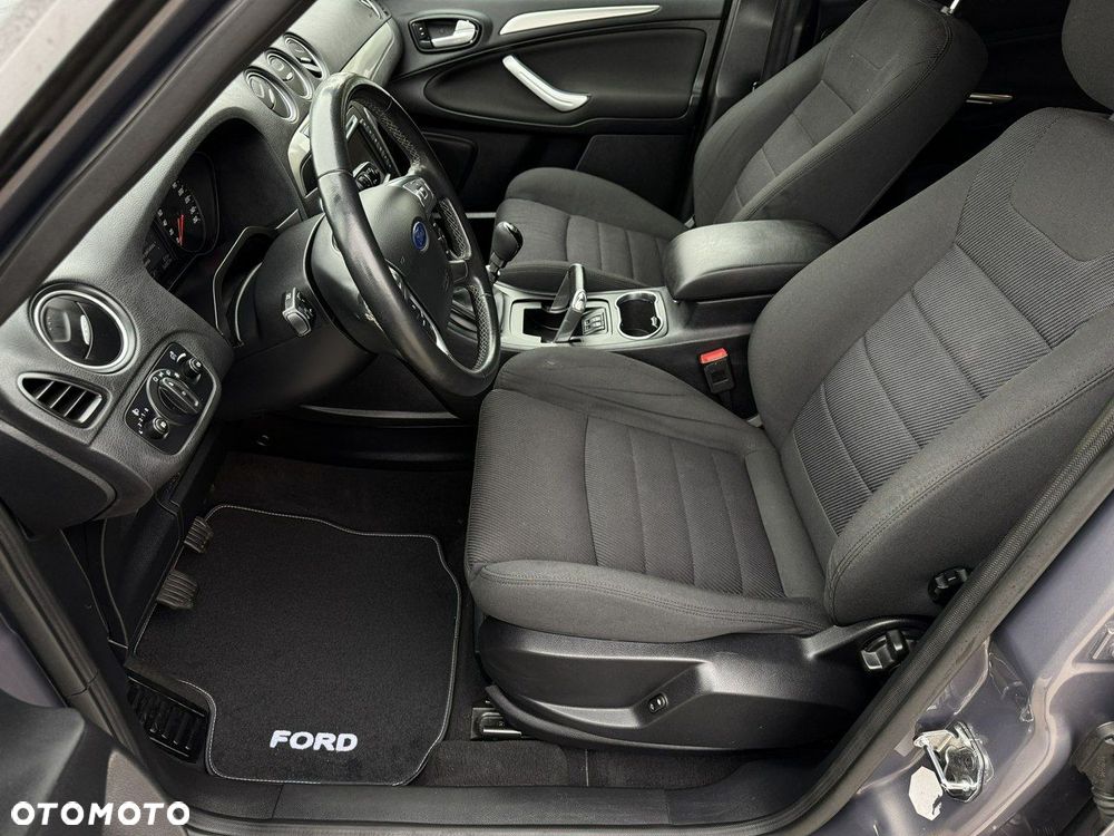 Ford S-Max 2.0 TDCi DPF Titanium - 16