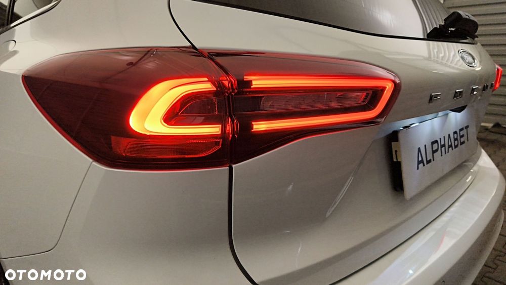 Ford Focus 1.0 EcoBoost mHEV Titanium X - 34