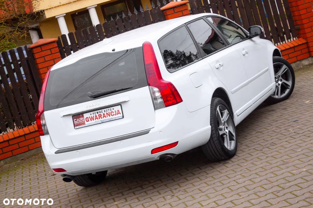 Volvo V50 T5 Summum AWD - 11