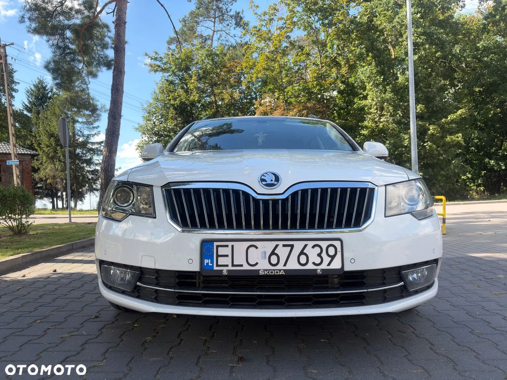 Skoda Superb 2.0 TDI DSG Active - 11