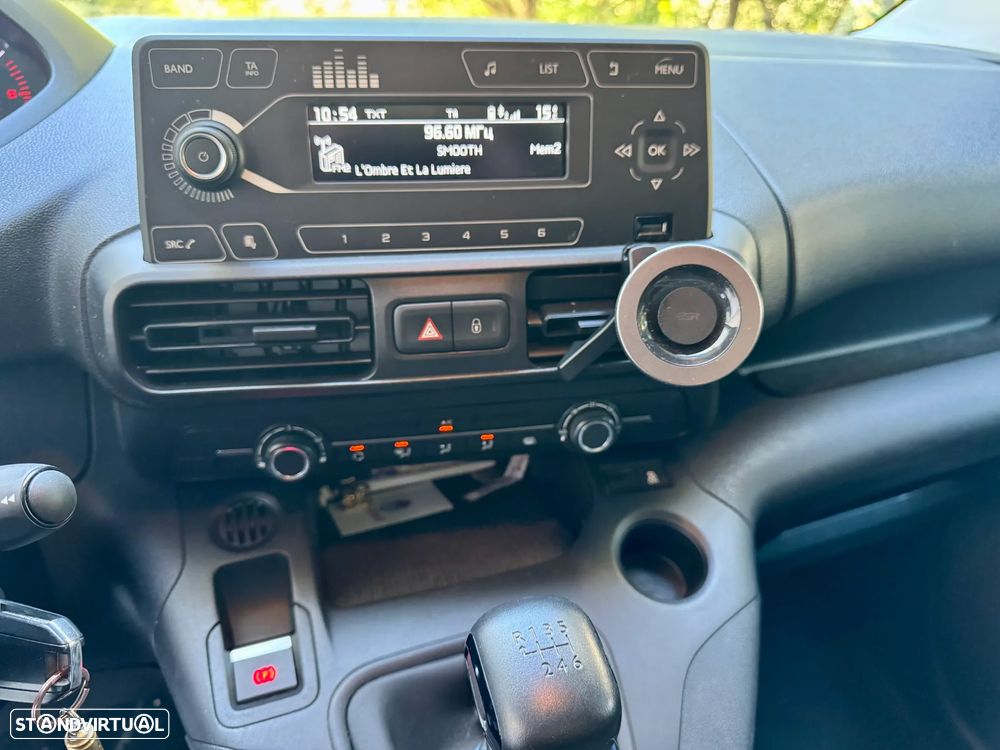 Peugeot Partner Longa L2 / IVA dedutivel / 3 LUGARES Nacional - 8