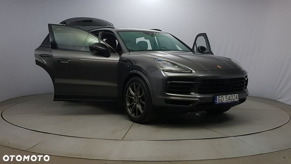 Porsche Cayenne - 9
