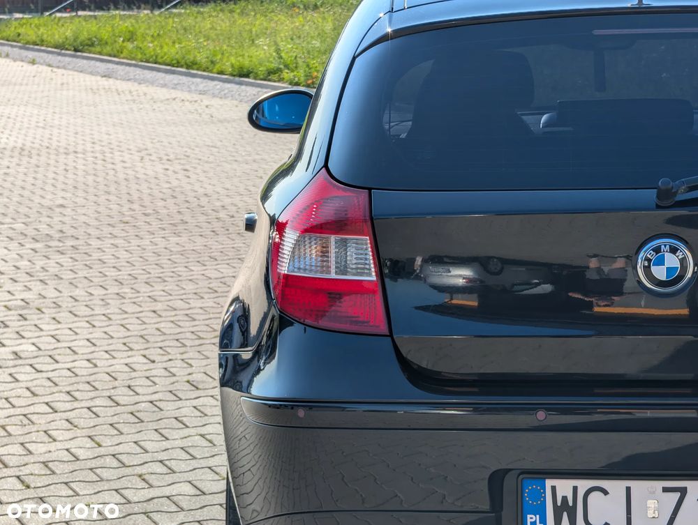 BMW Seria 1 120i - 8