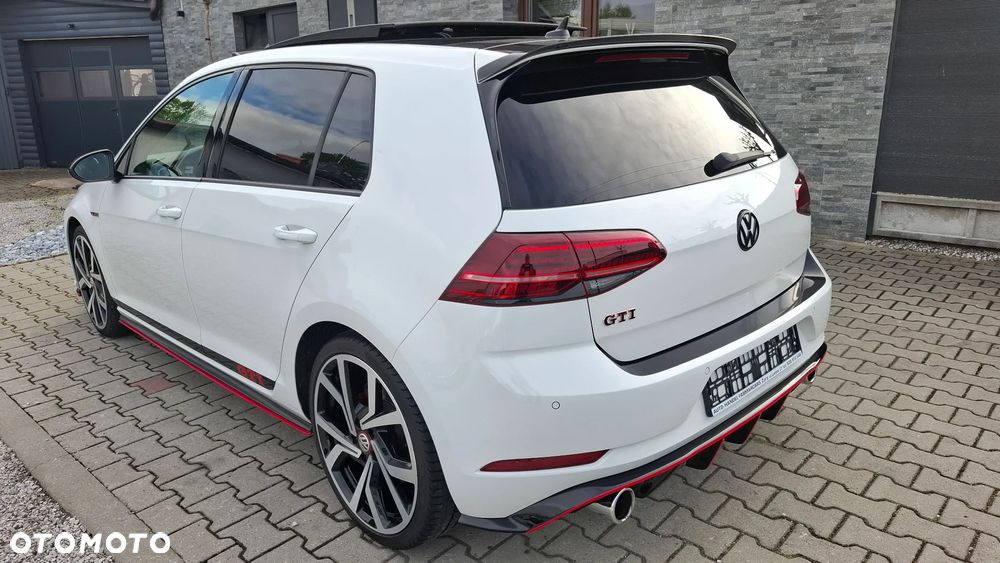 Volkswagen Golf 2.0 TSI BMT GTI Performance - 5