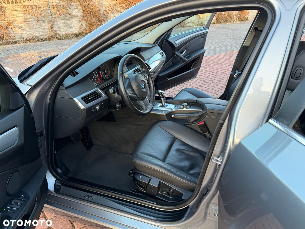 BMW Seria 5 525d Edition Lifestyle - 18