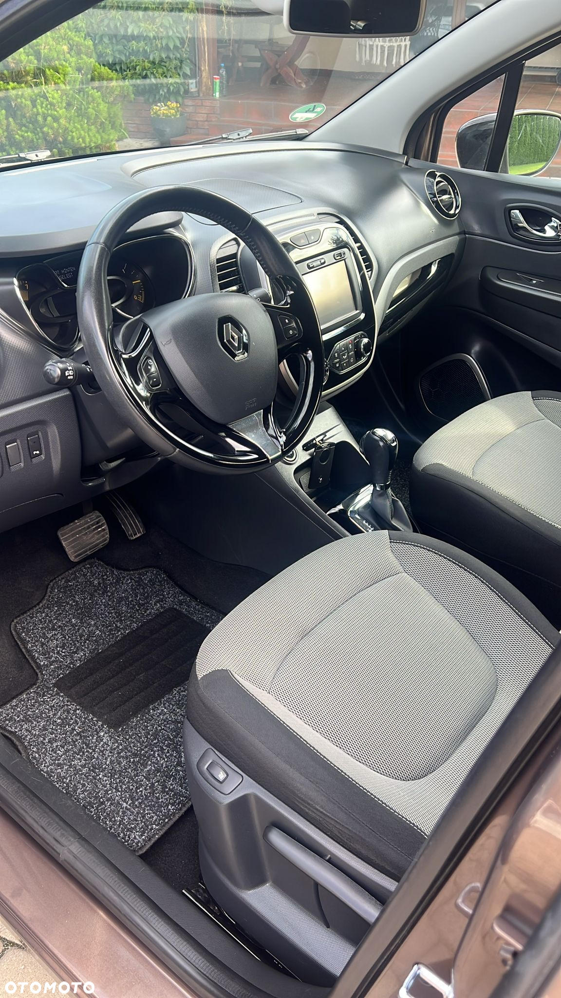 Renault Captur - 5