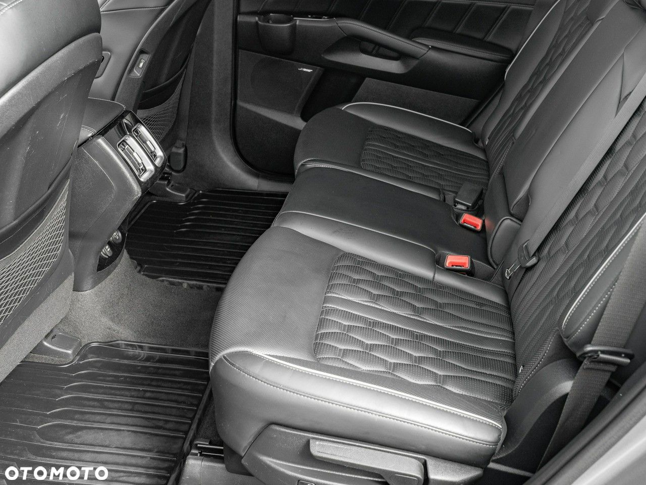 Kia Sorento 1.6 T-GDI HEV Prestige Line 4WD 7os - 27
