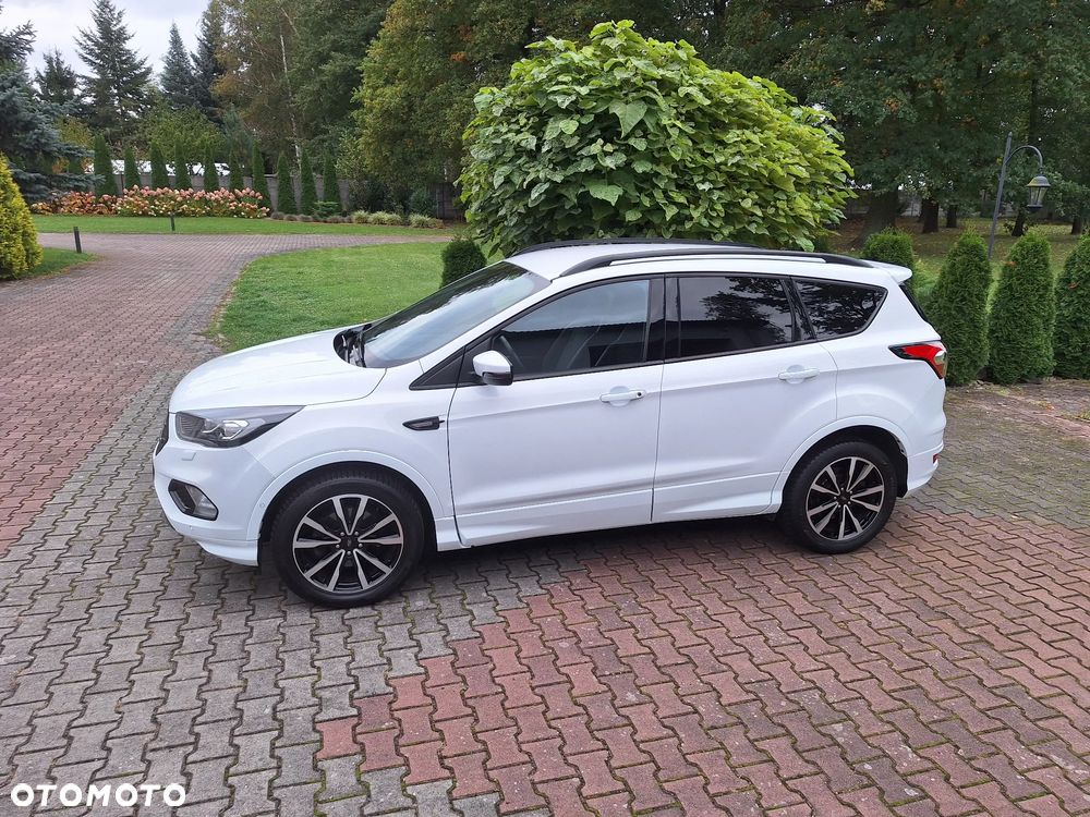 Ford Kuga 1.5 EcoBoost 2x4 ST-Line - 7