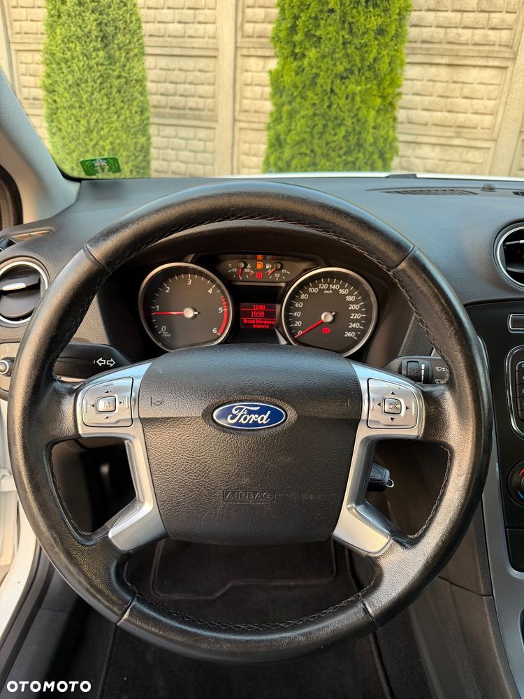 Ford Mondeo 2.0 TDCi S - 19