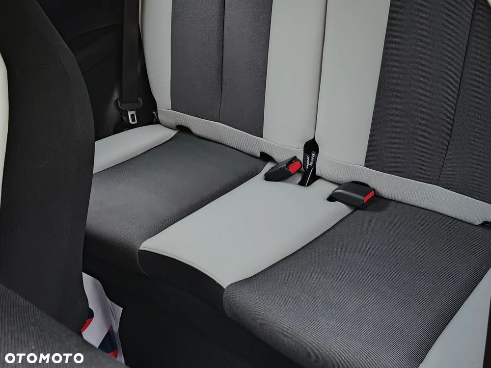 Toyota Aygo - 8
