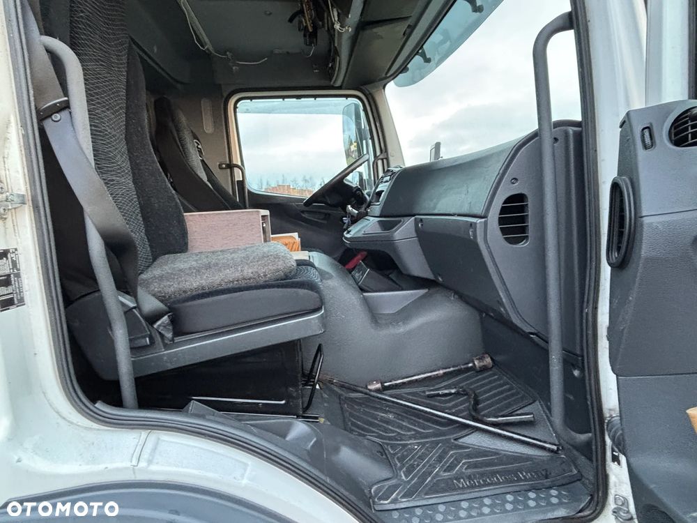 Mercedes-Benz ATEGO 1524  EURO 6 (1527, 1530) kontener z windą , kabina przeedłużana  z łóżkiem składanym - 15