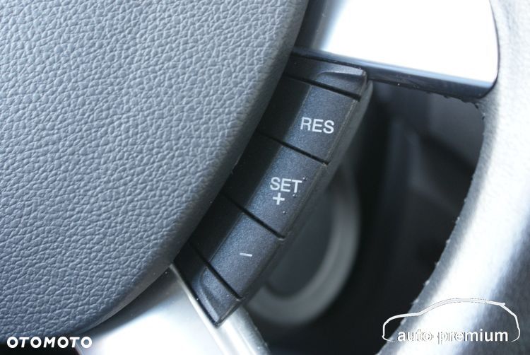 Ford Kuga 2.0 TDCi 4x4 Titanium - 12