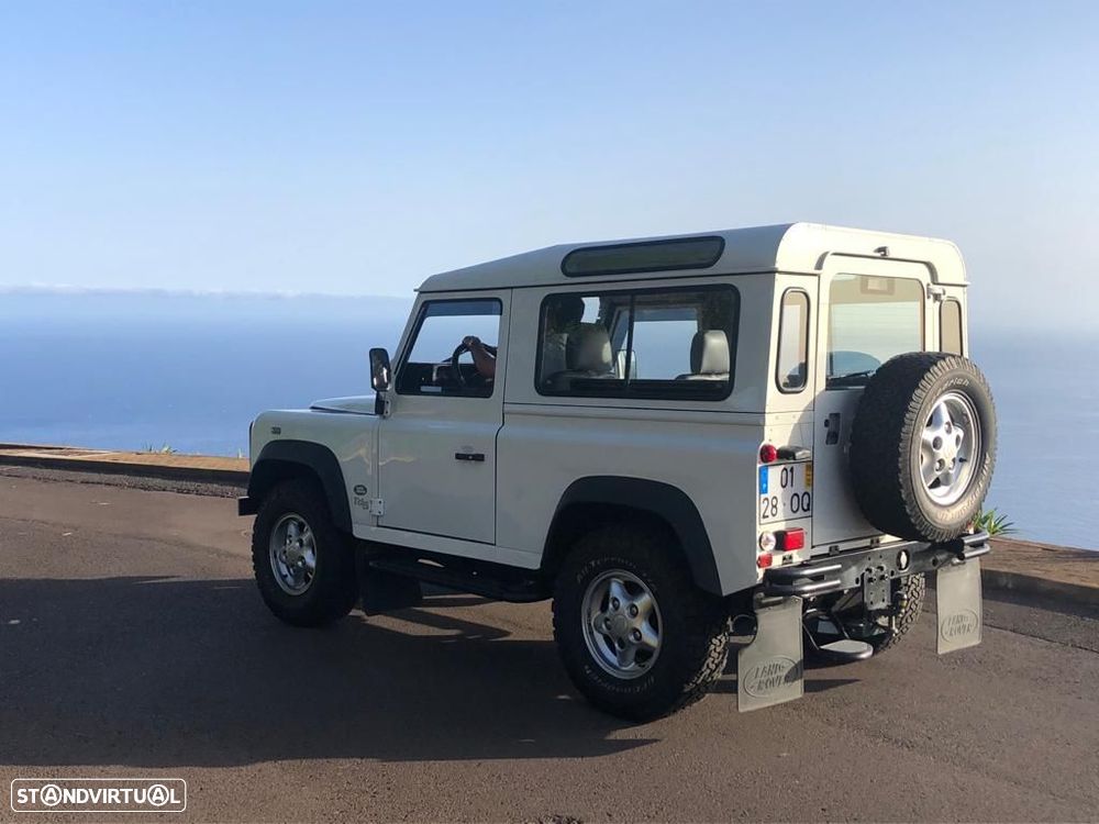 Land Rover Defender 110 2.5 TD5 Metal Top - 3