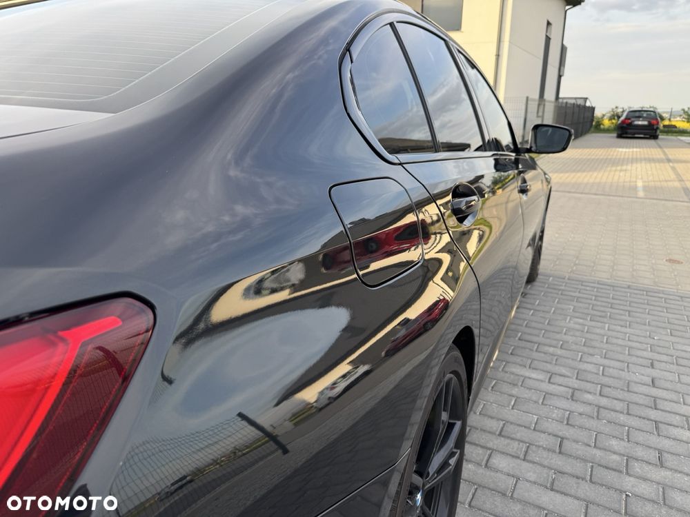 BMW Seria 3 330i xDrive M Sport sport - 10