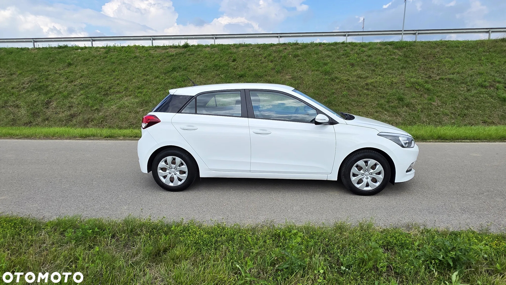 Hyundai i20 1.2 Trend - 4