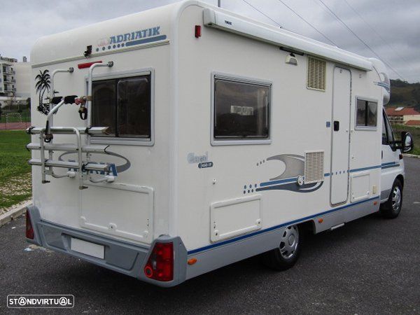 Adria Adriatik Coral 650 SP Cama Francesa - 17